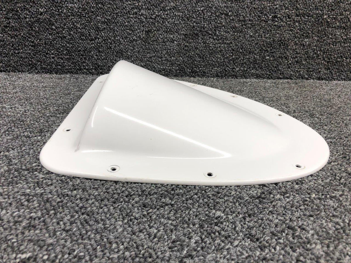 Cessna Aircraft Parts 9909000-18 FSO 9909000-44 Cessna 162 Upper Wing Strut Fairing RH