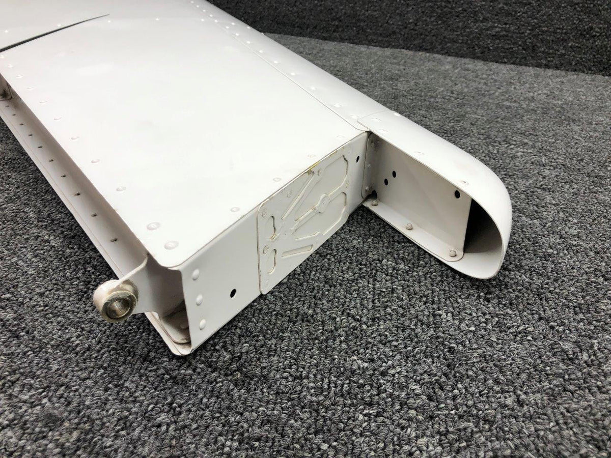 Cessna Aircraft Parts 0931100-3 Cessna 162 Vertical Fin Assembly