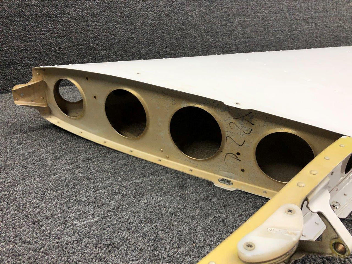 Cessna Aircraft Parts 0931100-3 Cessna 162 Vertical Fin Assembly