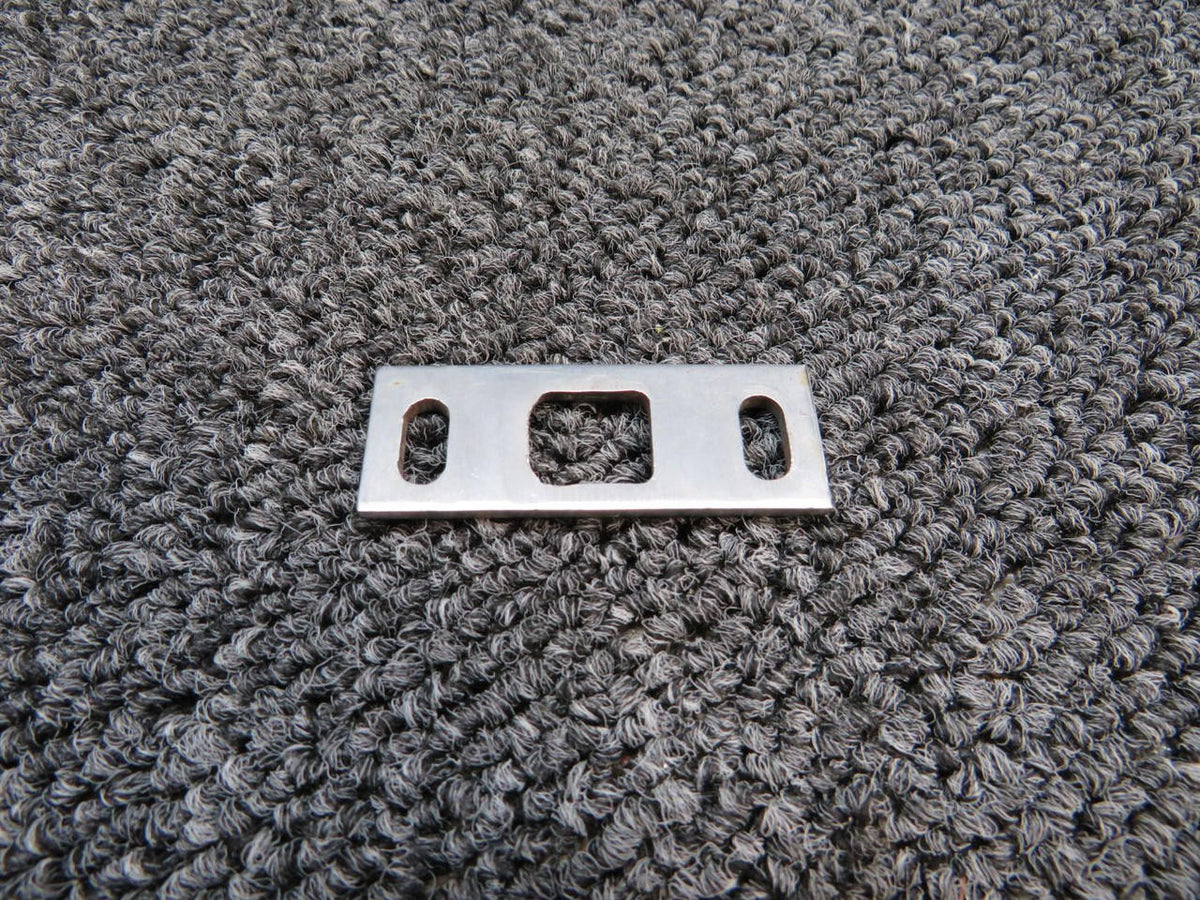 Cessna Aircraft Parts 0811088-1 Cessna 310R Striker Plate Assembly Cargo