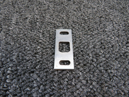Cessna Aircraft Parts 0811088-1 Cessna 310R Striker Plate Assembly Cargo