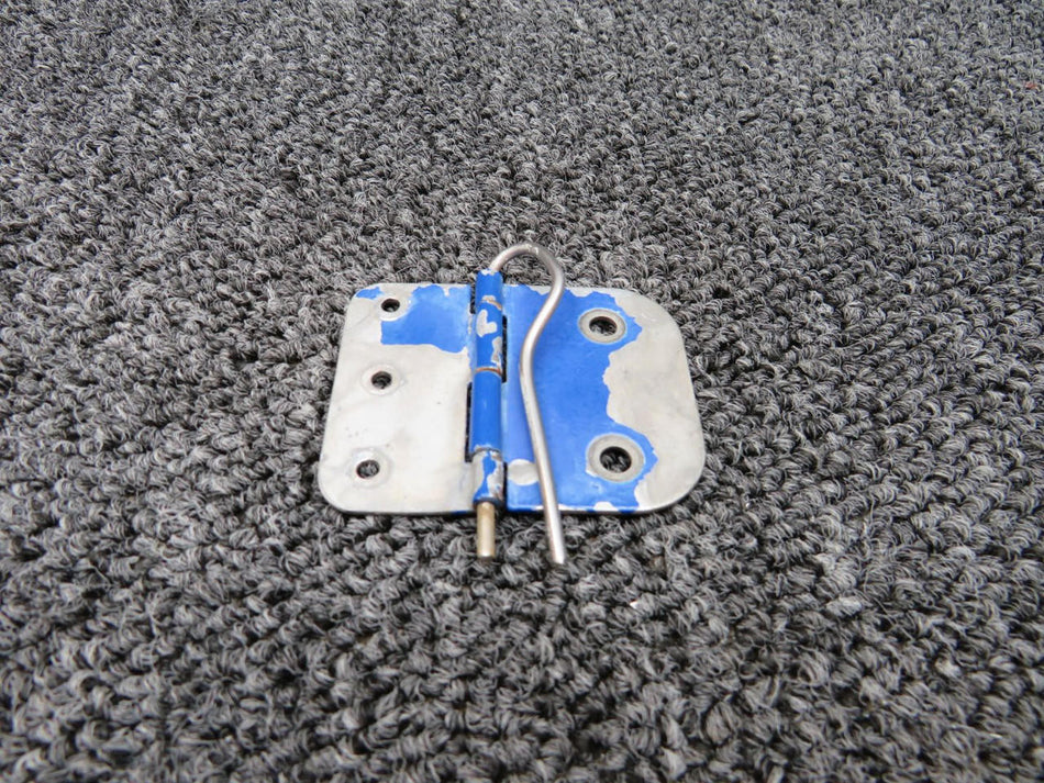 Cessna Aircraft Parts 0411579-9 Cessna 150B Cabin Door Middle Hinge