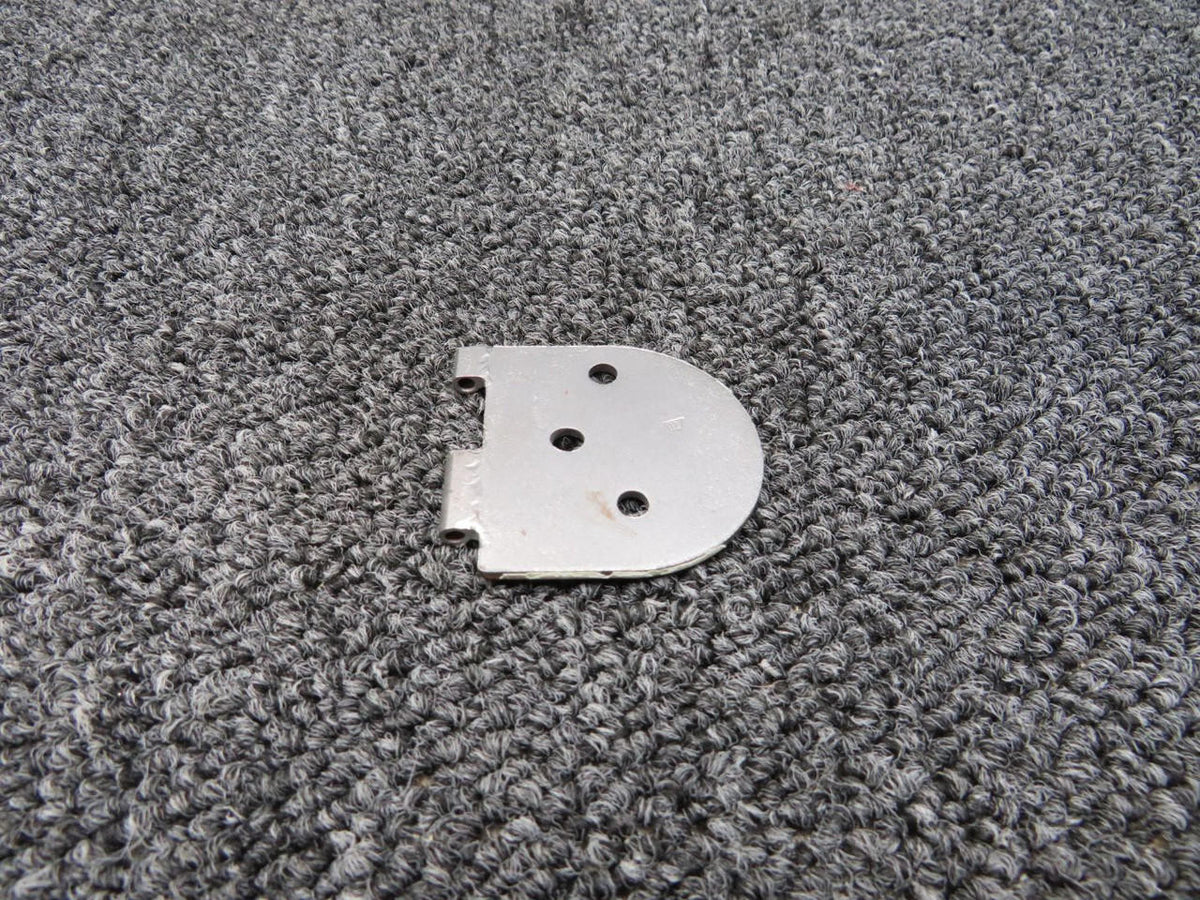 Cessna Aircraft Parts 0517019-6 Cessna C172N Hinge Half Assembly Forward Lower RH
