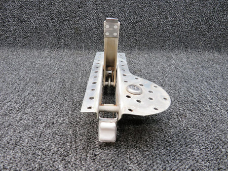 Cessna Aircraft Parts 0851781-35 USE H966-1 Cessna 340 / 414 Baggage Door Latch Assembly