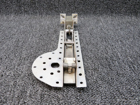 Cessna Aircraft Parts H966-1 Cessna 310R Nacelle Baggage Door Latch Assembly