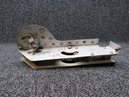 Cessna Aircraft Parts 0851781-26 USE H966-1 Cessna Nacelle Baggage Door Latch Assembly