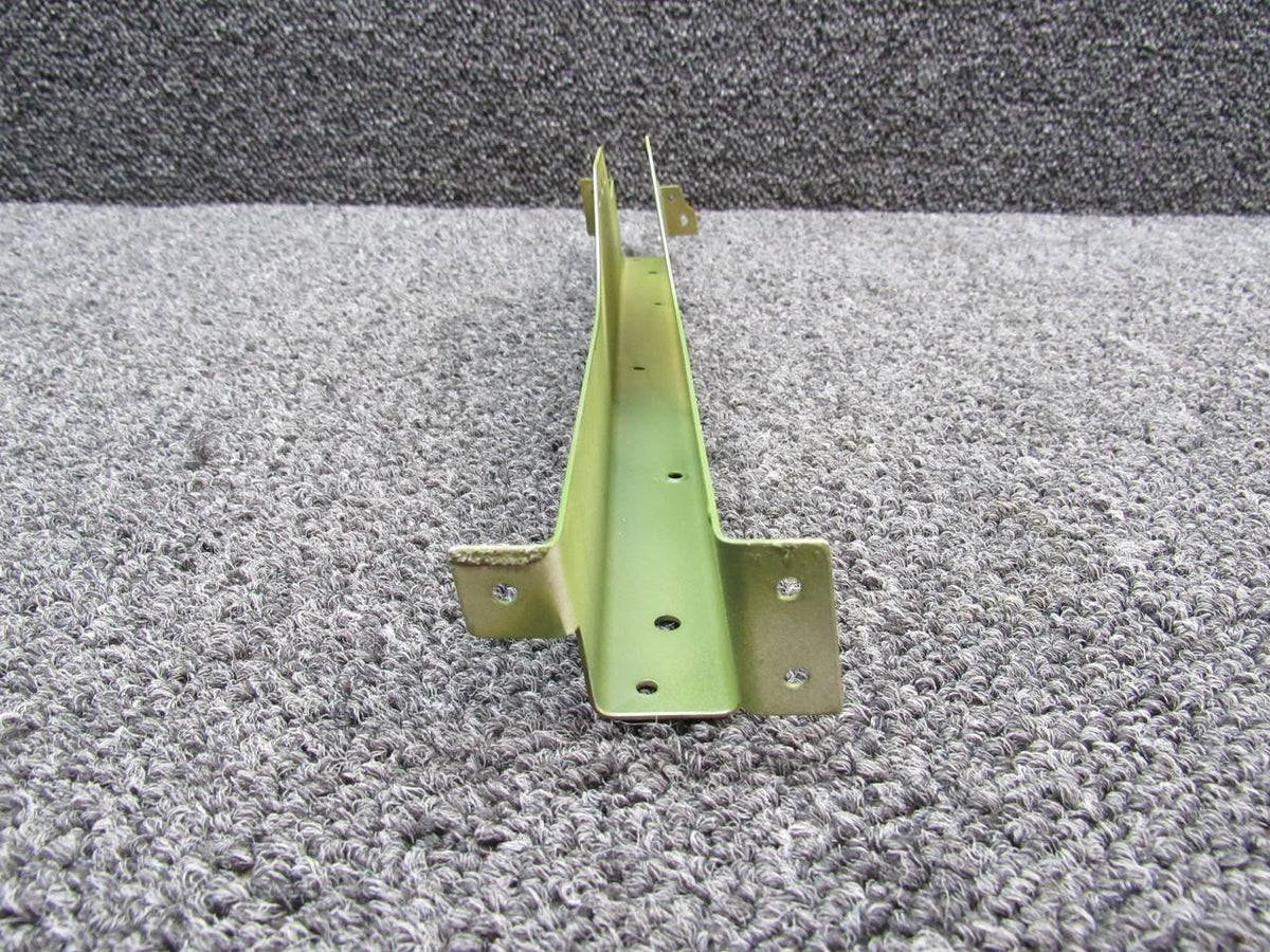 Cessna Aircraft Parts 1212427-1 USE 1212427-2 Cessna P210N Pulley Bracket ZINC CHROMATED