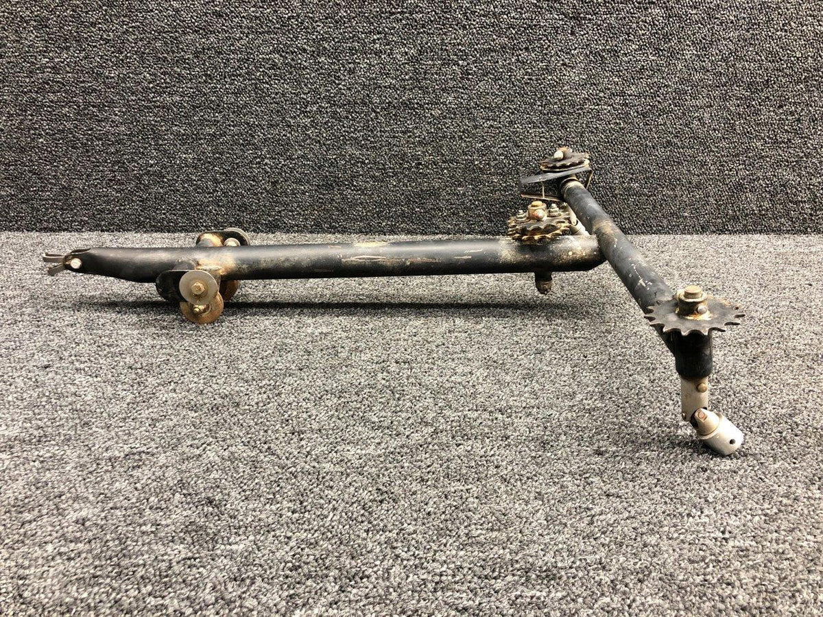 Piper Aircraft Parts 62019-003 ALT 62703-033 Piper PA28-151 Tee-Bar Control Column Assembly