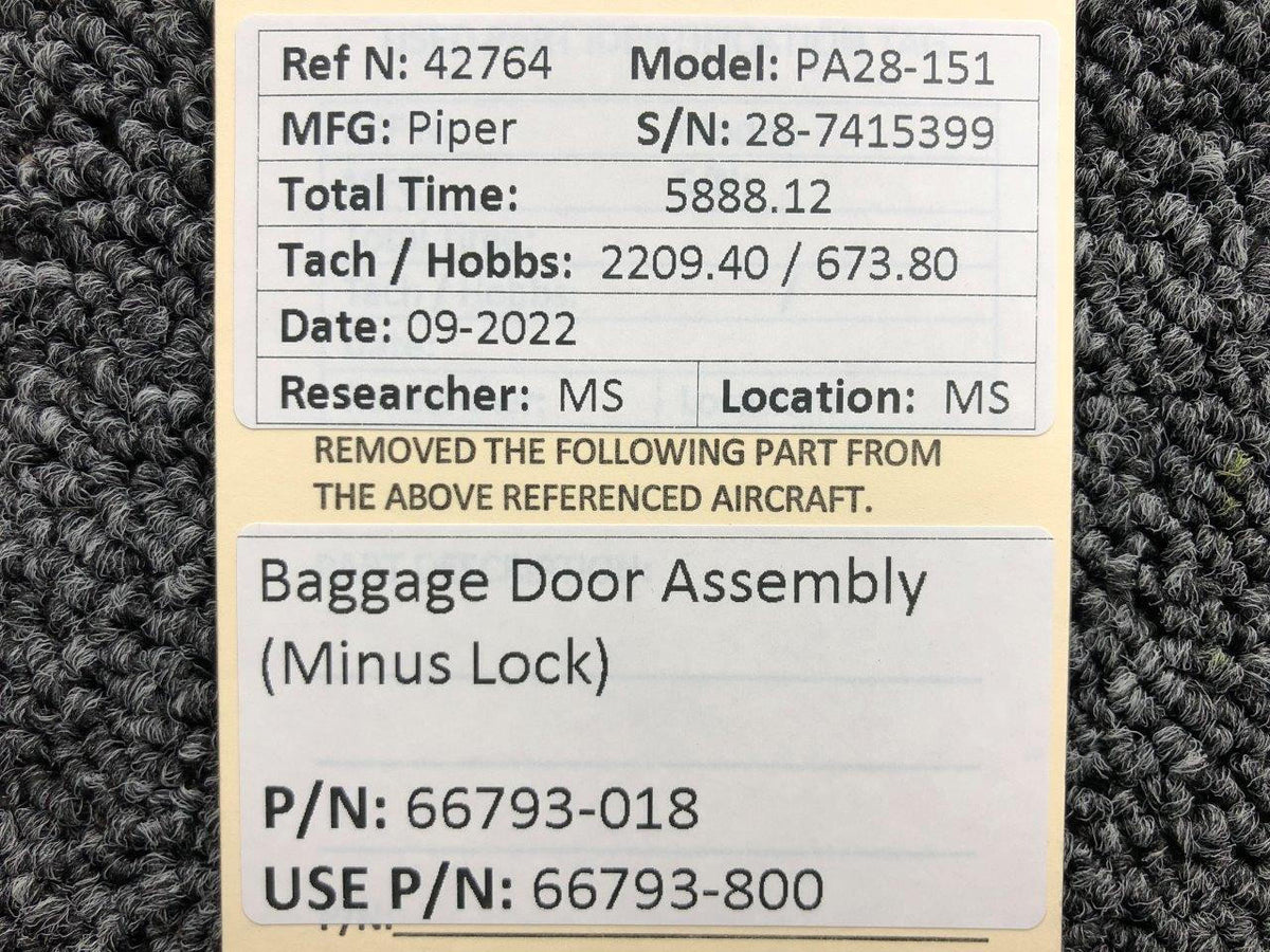 Piper Aircraft Parts 66793-018 USE 66793-800 Piper PA28-151 Baggage Door Assembly Minus Lock