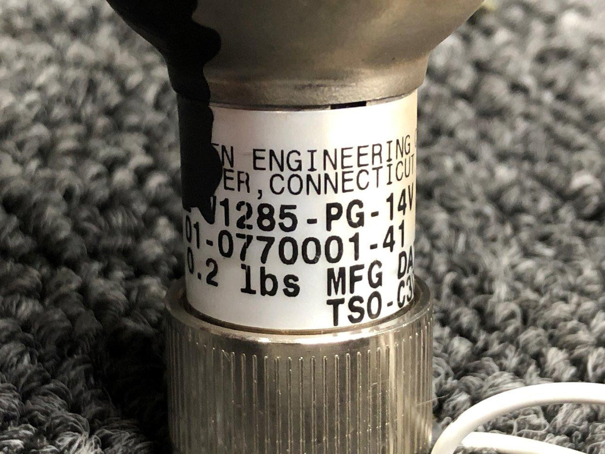01-0770001-41 Whelen W1285-PG-14V Position Light W/ Lens & Retainer BAS Part Sales | Airplane Parts