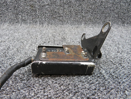 Piper Aircraft Parts 49533-002 / 487-925 Piper PA-31T Propeller De-Ice Bracket and Switch Volts 28