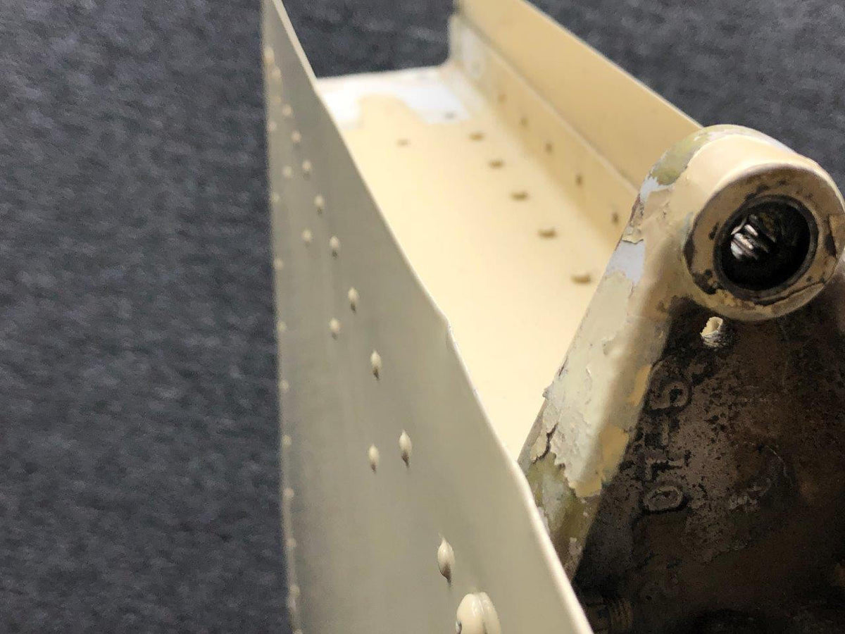 Piper Aircraft Parts 24725-000 Piper PA24-260 Vertical Fin Assembly