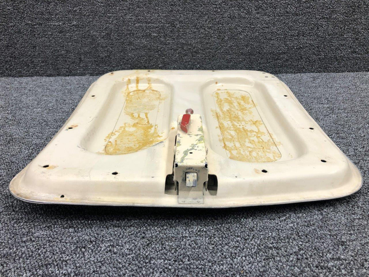 Piper Aircraft Parts 25509-000 Piper PA24-260 Baggage Door Assembly W/ Lock and Key