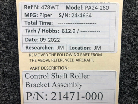 Piper Aircraft Parts 21471-000 Piper PA24-260 Control Shaft Roller Bracket Assembly