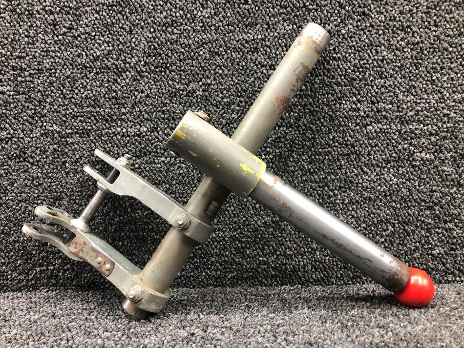 Piper Aircraft Parts 23919-000 Piper PA24-260 Landing Gear Retraction Lever Assembly