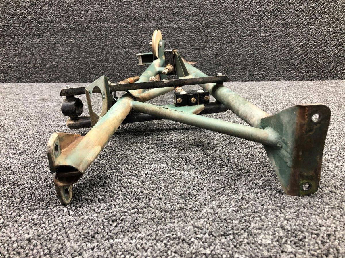 Piper Aircraft Parts 24590-011 Piper PA24-260 Center Wing Main Spar Support Assembly