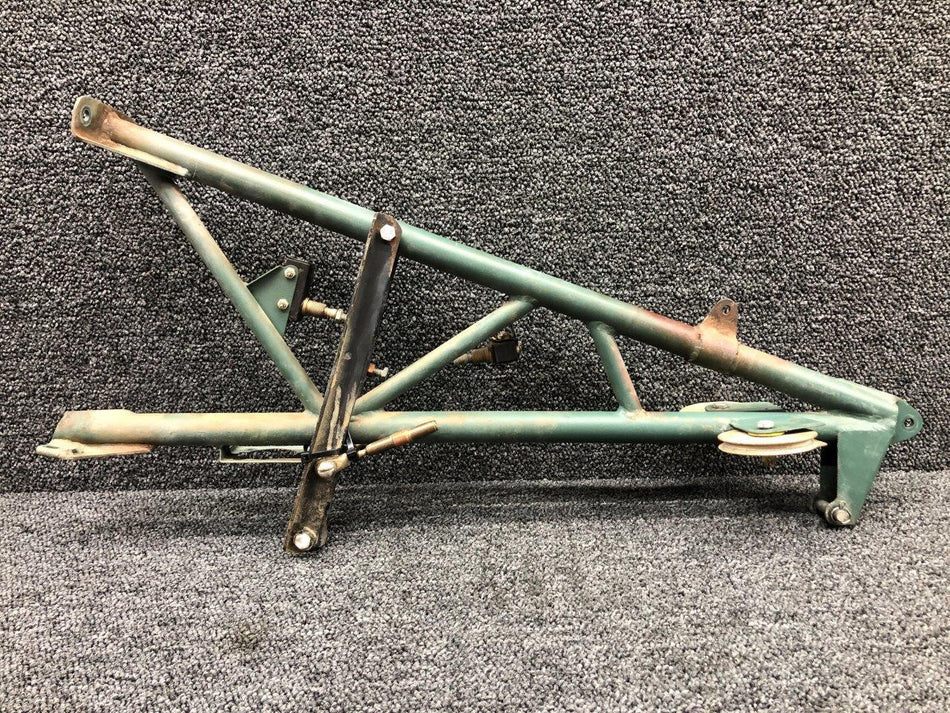 Piper Aircraft Parts 24590-011 Piper PA24-260 Center Wing Main Spar Support Assembly