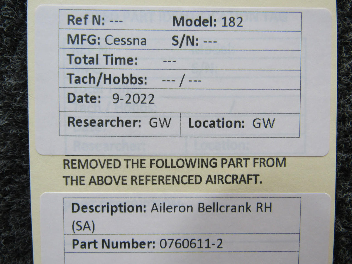 Cessna Aircraft Parts 0760611-2 Cessna 182 Aileron Bellcrank RH SA