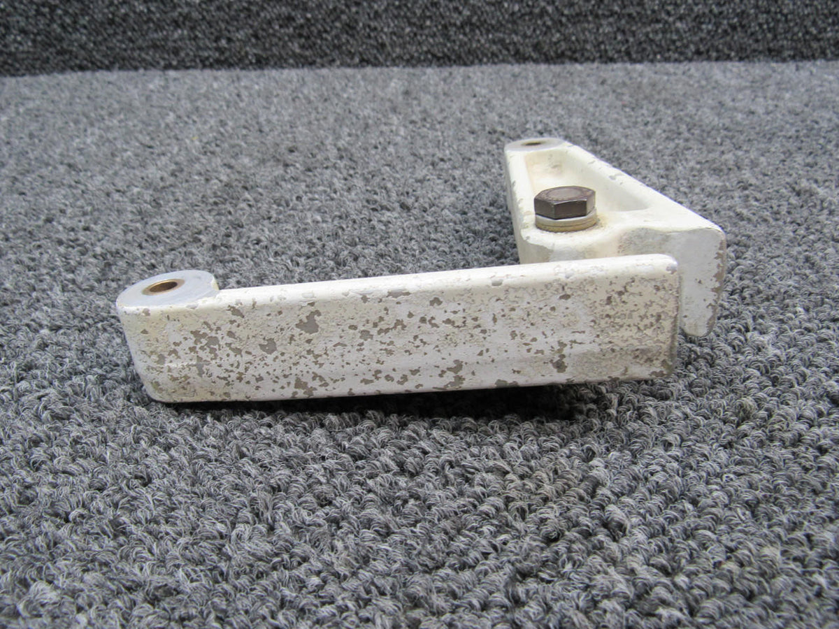 Piper Aircraft Parts 77780-004 CAST 77780-4 Piper Nose Gear Torque Link Set Upper / Lower SA