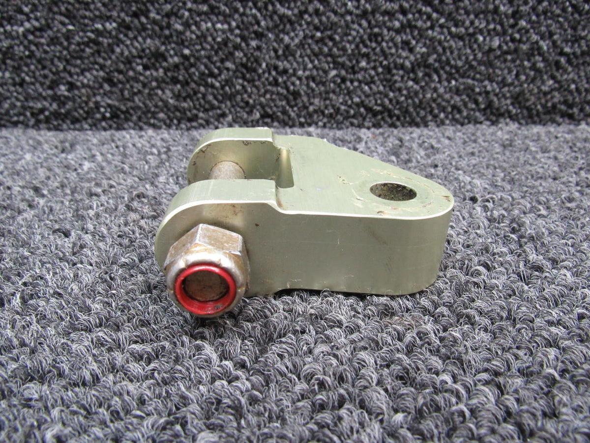wipline 30A02204-017 Wipline Floats 3000 Series Fitting Lower Forward SA