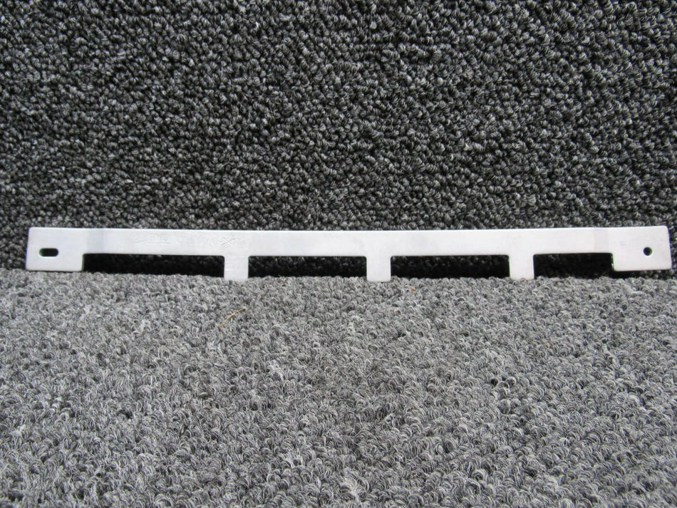 Cessna Aircraft Parts 0513560-7 Cessna 172 Seat Plate NEW OLD STOCK SA