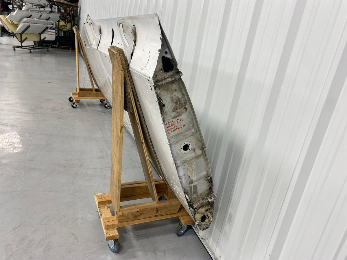 Cessna Aircraft Parts 0523080-7 Cessna 172RG Wing Structure Assembly LH