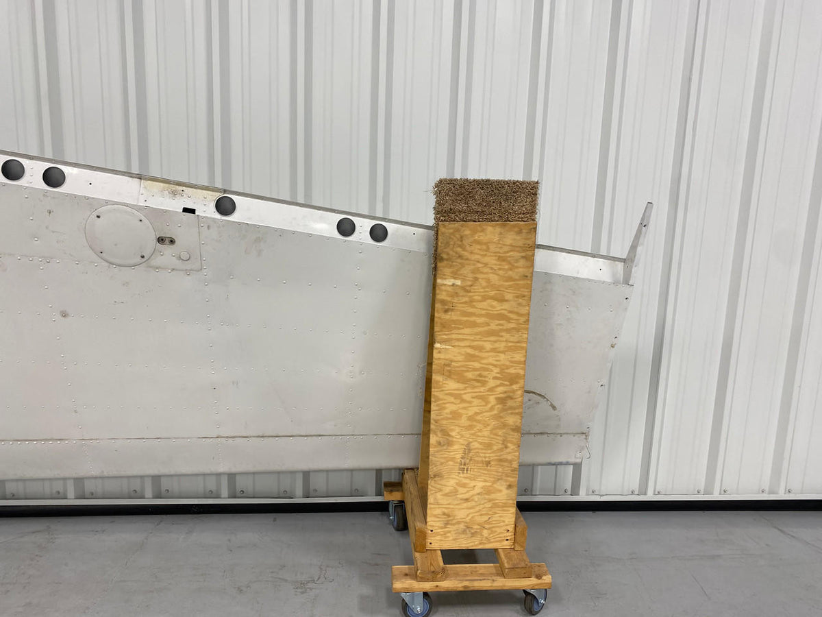 Cessna Aircraft Parts 0523080-8 Cessna 172RG Wing Structure Assembly RH