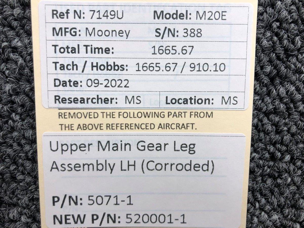 Mooney Aircraft Parts and Accessories 5071-1 USE 520001-1 Mooney M20E Upper Main Gear Leg LH Corroded