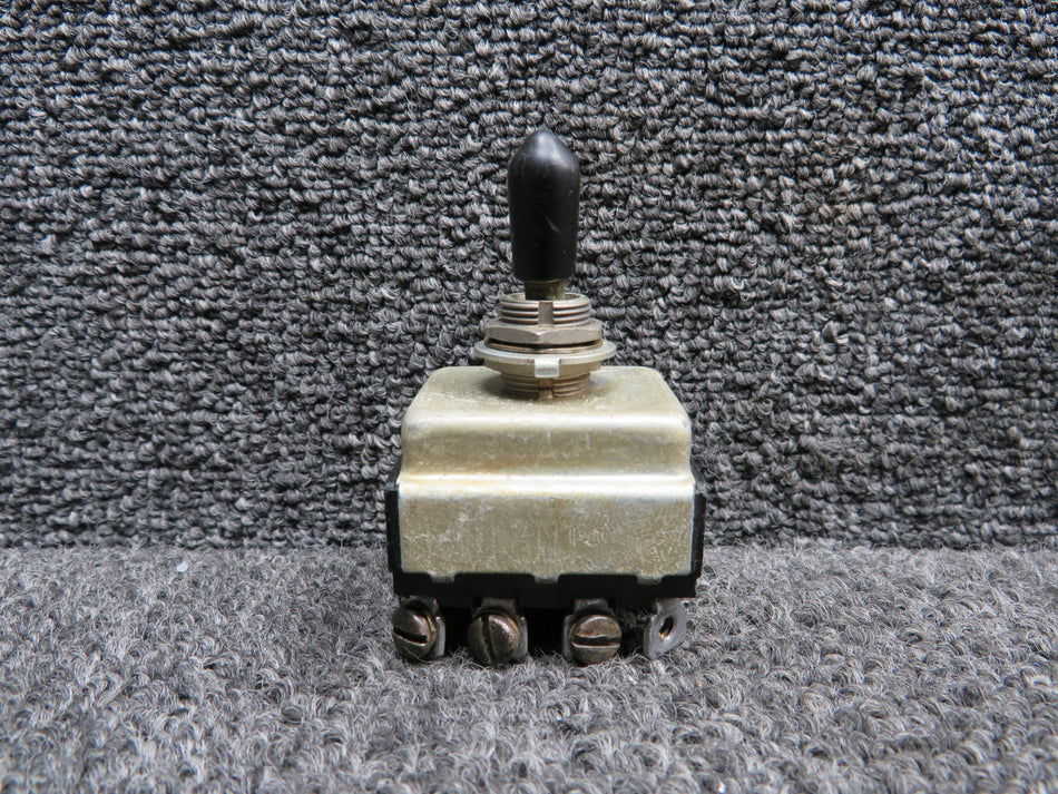 MS25068-23 Cutler-Hammer Toggle Switch Assembly