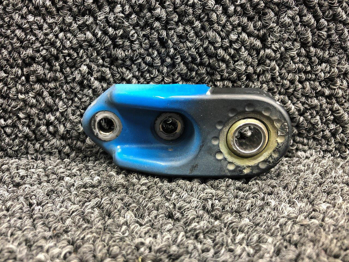 Robinson Helicopter and Airplane Parts A014-6 Robinson R22 Landing Gear Forward Support