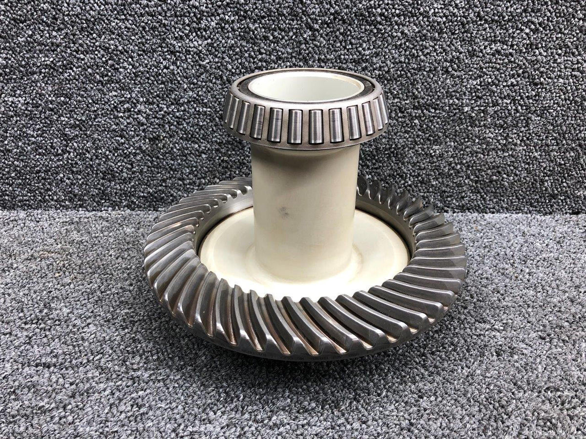 Robinson Helicopter and Airplane Parts A146-2 / A268-1 Robinson R22 Main Rotor Lower Gear Set W/ Support