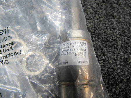 424EN33-RB Honeywell Micro Switch Assembly (NEW OLD STOCK) (SA) BAS Part Sales | Airplane Parts