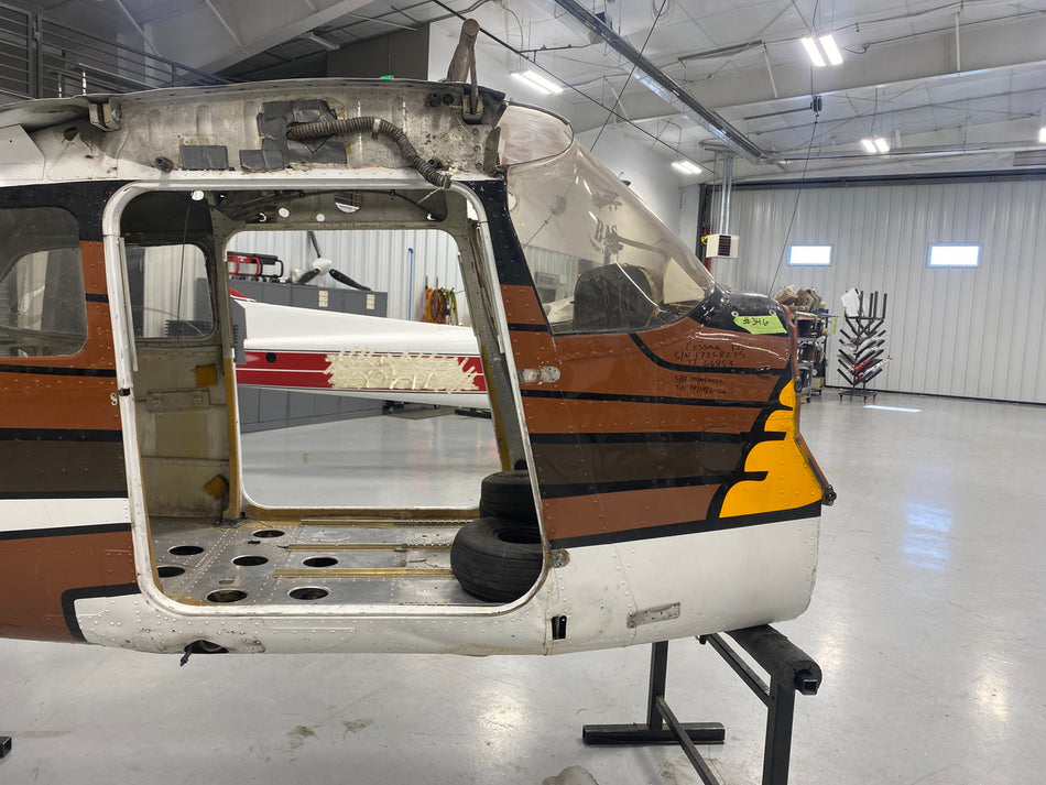 Cessna 172N Fuselage w Paperwork, Data Tag, & Log Books (FIREWALL: 0553006-204)