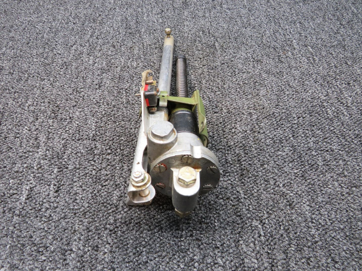 1562025-9 Cessna Flap Actuator Assembly