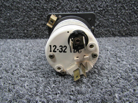 Mid-Continent MD-90(BL) Mid-Continent Quartz Clock Indicator (Volts: 12-32)
