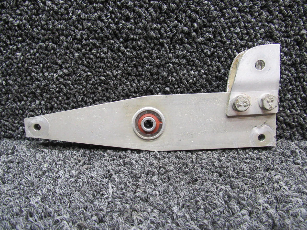 Aero Commander 33737 Aero Commander 100-180 Elevator Bellcrank Assembly Aft
