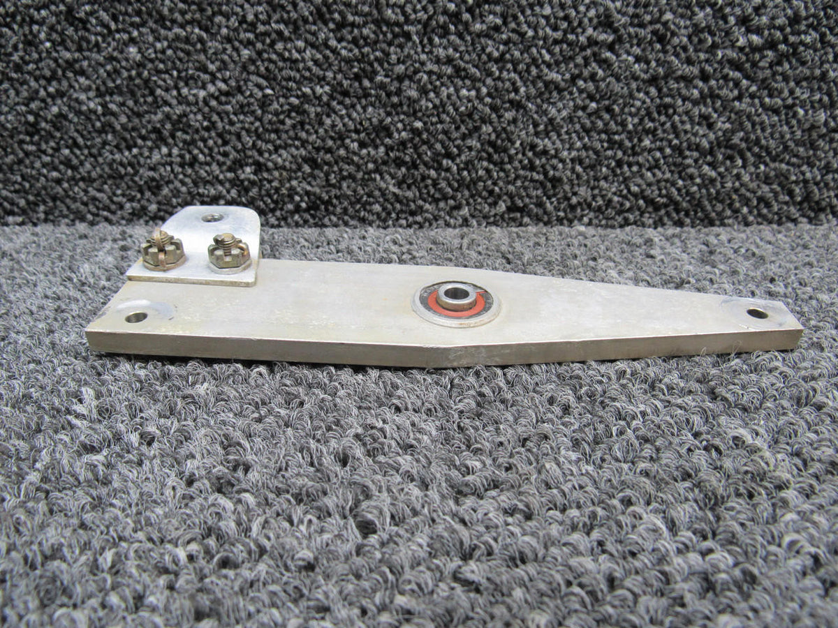 Aero Commander 33737 Aero Commander 100-180 Elevator Bellcrank Assembly Aft
