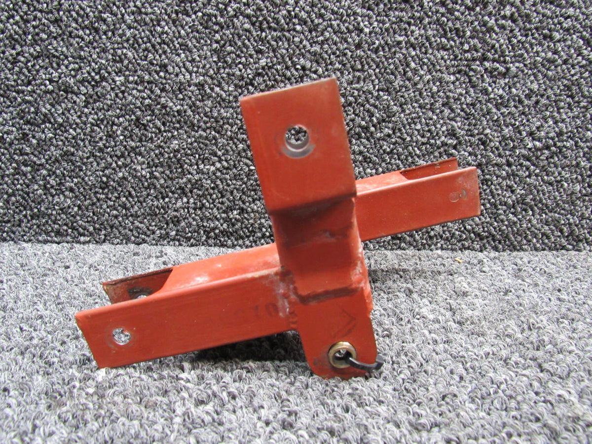 Aero Commander 0153013-1 Aero Commander 100-180 Push-Pull Tube Bellcrank LH