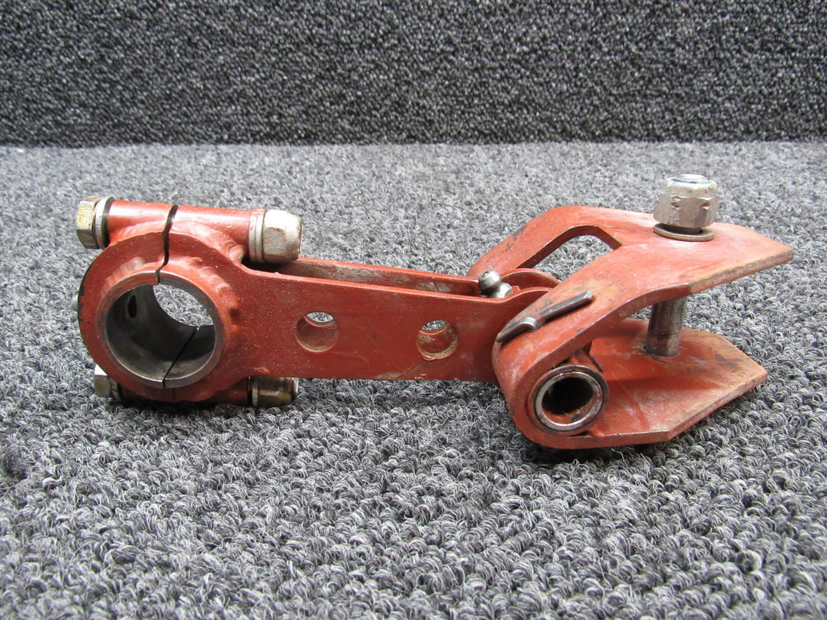 Aero Commander 37136 Aero Commander 100-180 Main Landing Gear Link Assembly LH / RH