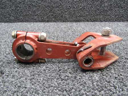 Aero Commander 37136 Aero Commander 100-180 Main Landing Gear Link Assembly LH / RH