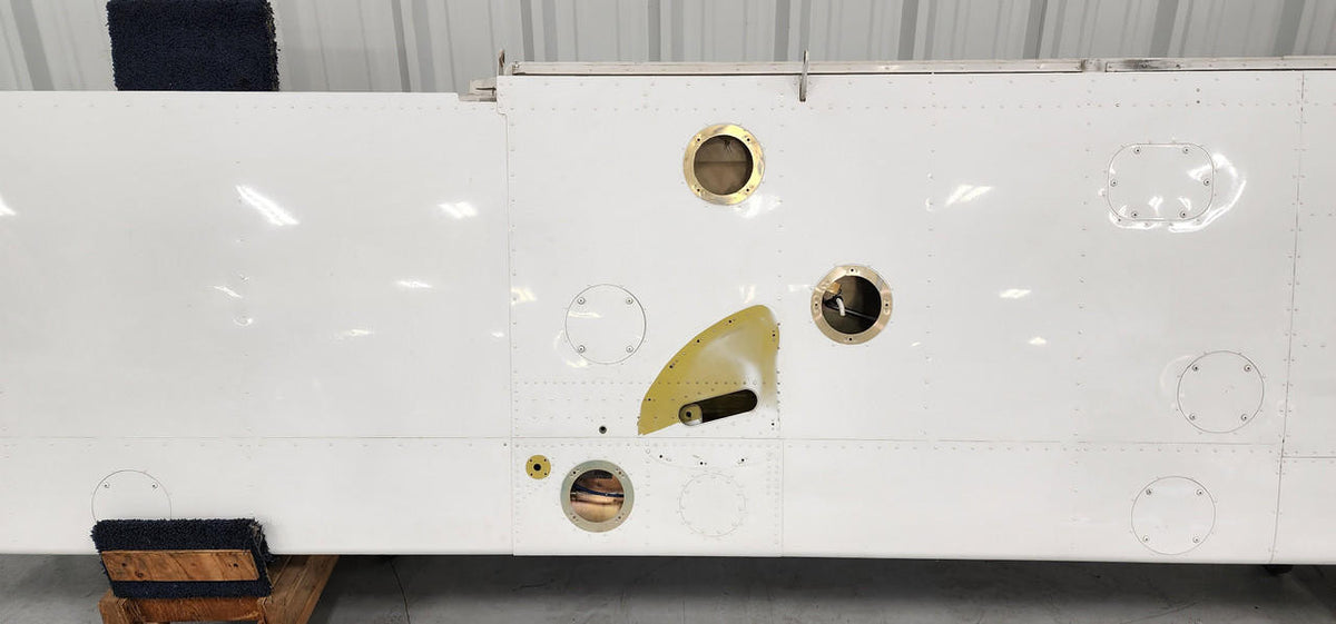 Cessna Aircraft Parts 0922200-3 Cessna 162 Wing Structure Assembly LH