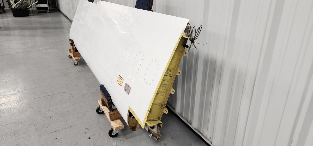 Cessna Aircraft Parts 0922200-4 Cessna 162 Wing Structure Assembly RH