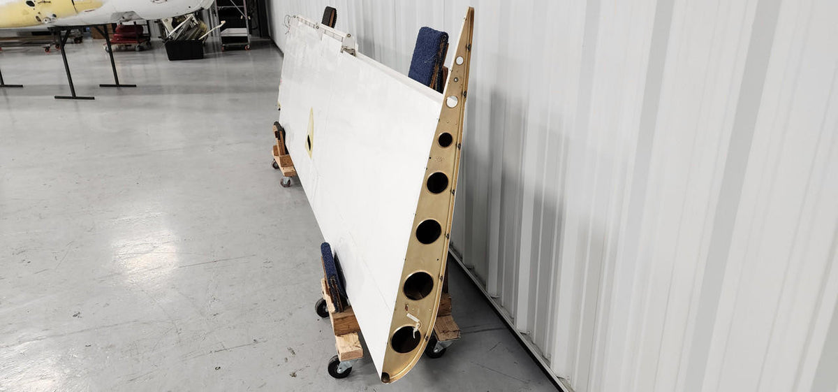 Cessna Aircraft Parts 0922200-4 Cessna 162 Wing Structure Assembly RH
