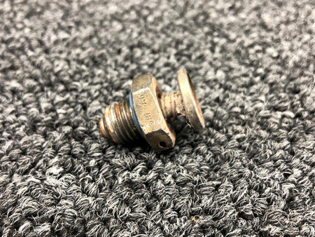 Cessna Aircraft Parts 0523520-9 Cessna 172 Fuel Tank Drain Plug Assembly LH / RH