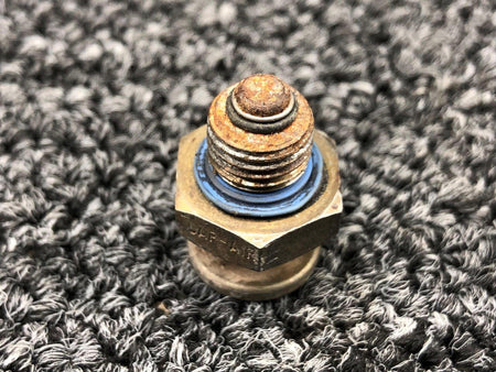 Cessna Aircraft Parts 0523520-9 Cessna 172 Fuel Tank Drain Plug Assembly LH / RH