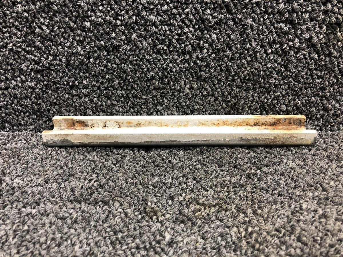Cessna Aircraft Parts 1441002-1 Cessna 336 Main Gear Spring Support Bridge LH / RH