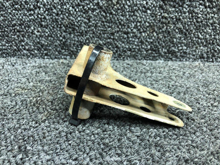 Cessna Aircraft Parts 1462023-1 Cessna 336 Outboard Flap Bellcrank Assembly LH / RH
