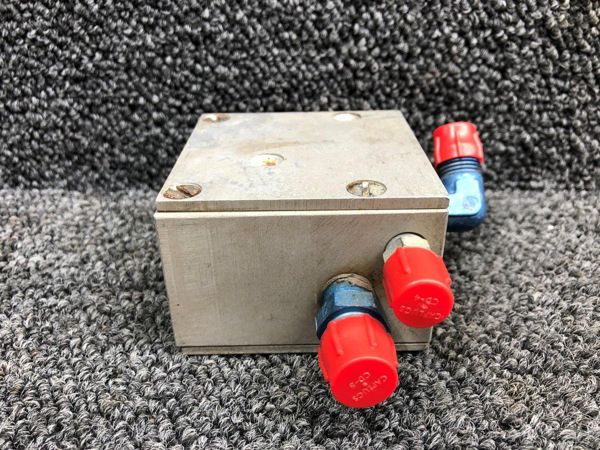 Cessna Aircraft Parts HE744-1 (USE: 1426028-2) H&E Fuel Selector Valve Assembly