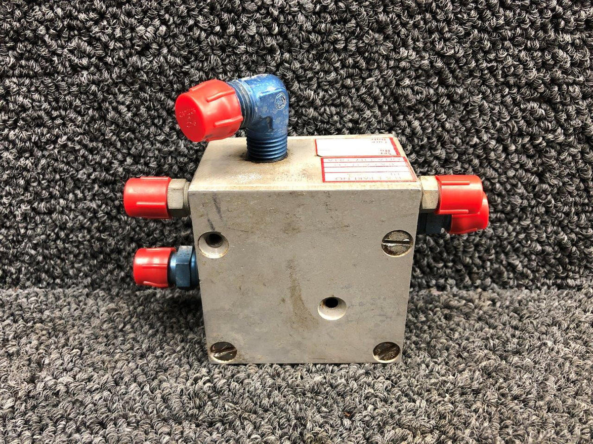 Cessna Aircraft Parts HE744-1 (USE: 1426028-2) H&E Fuel Selector Valve Assembly