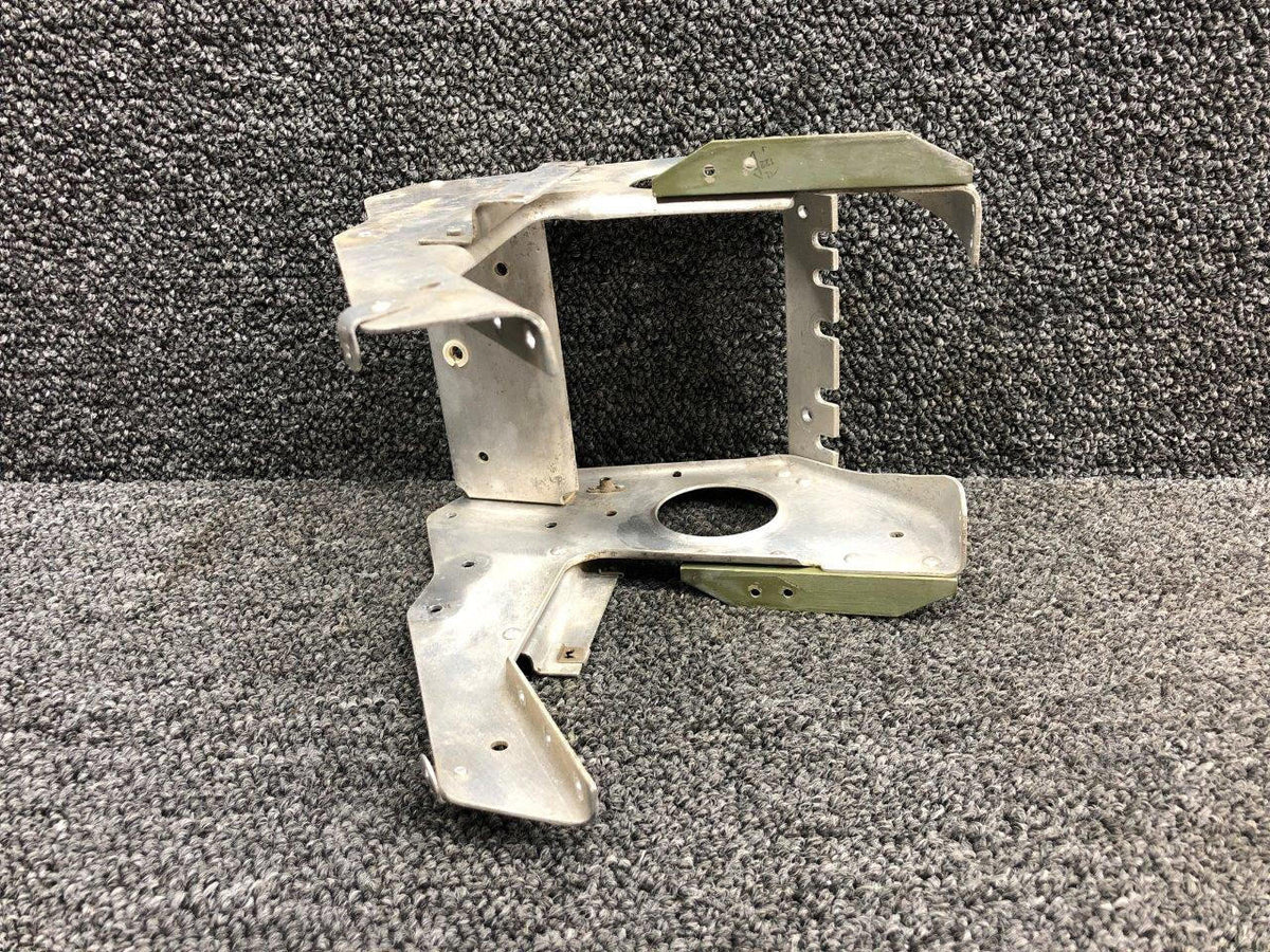 Cessna Aircraft Parts 1470020-19 / 1470020-21 Cessna 336 Control Quadrant Support Assembly